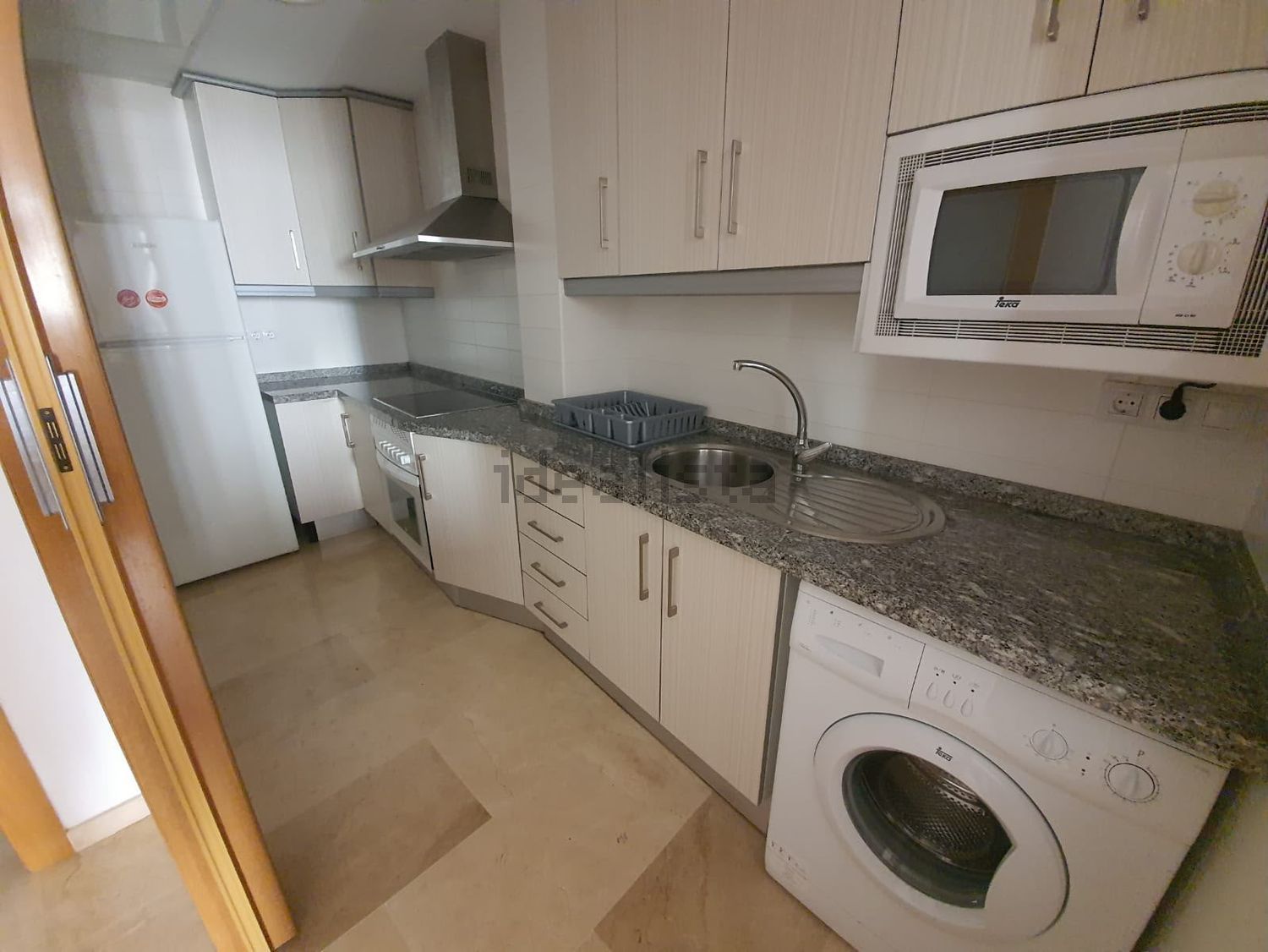 Wohnung 90 m² in Granada