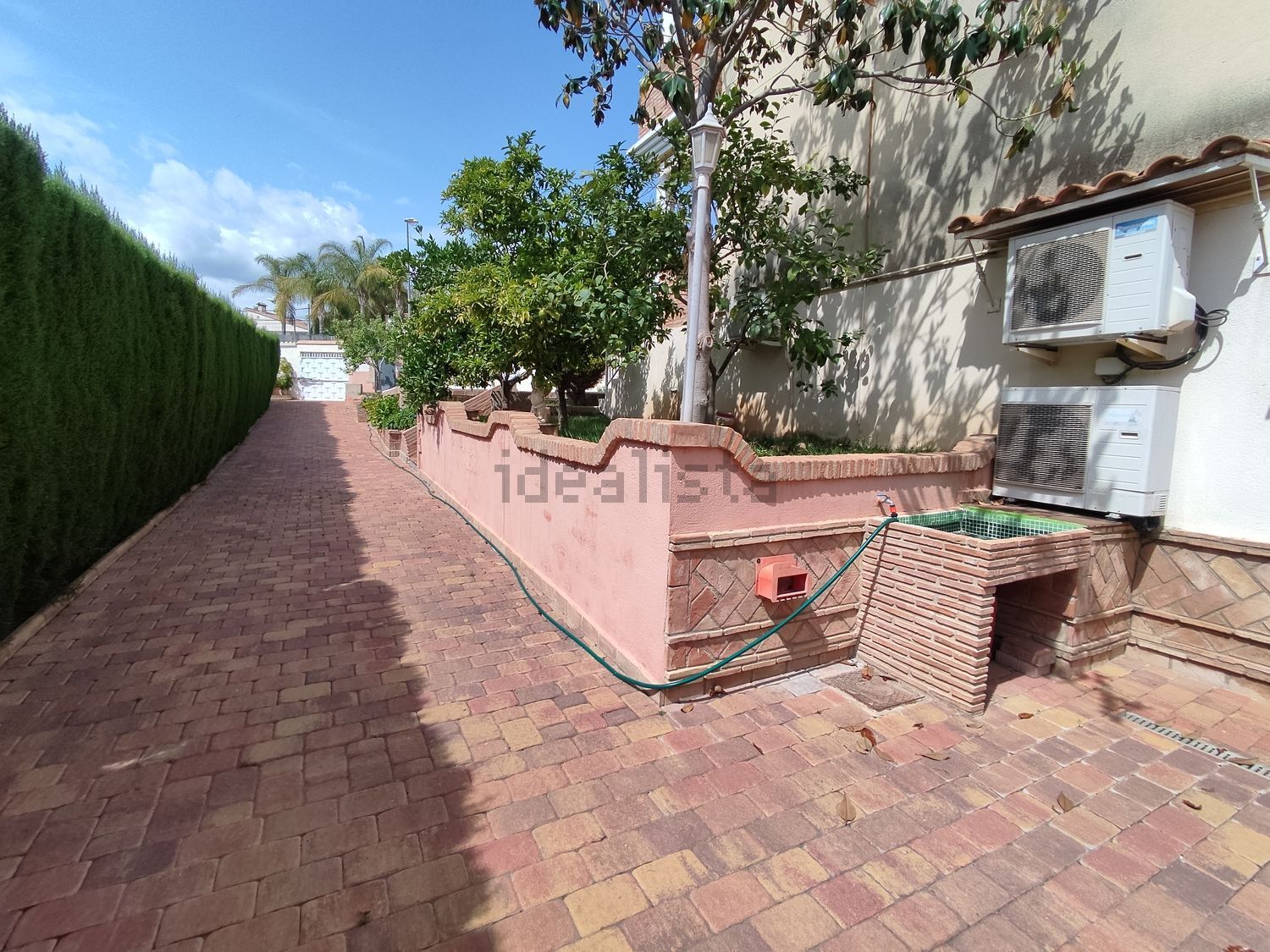 Casa de 240 m² a la Pobla de Vallbona