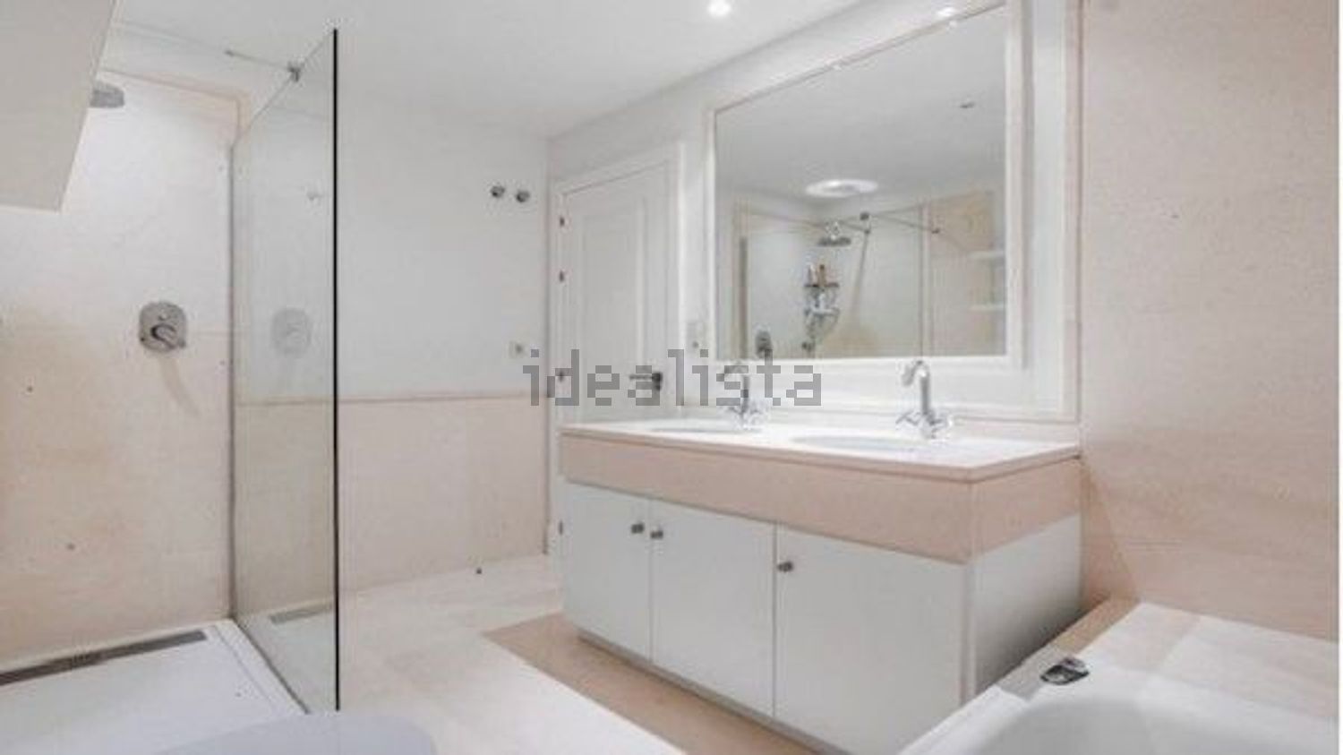 Piso de 140 m² en Benahavís