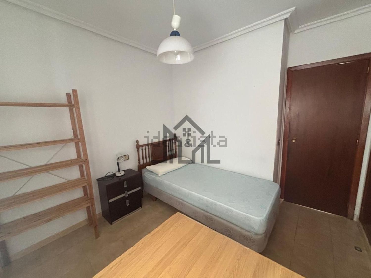 Piso de 90 m² en Cáceres
