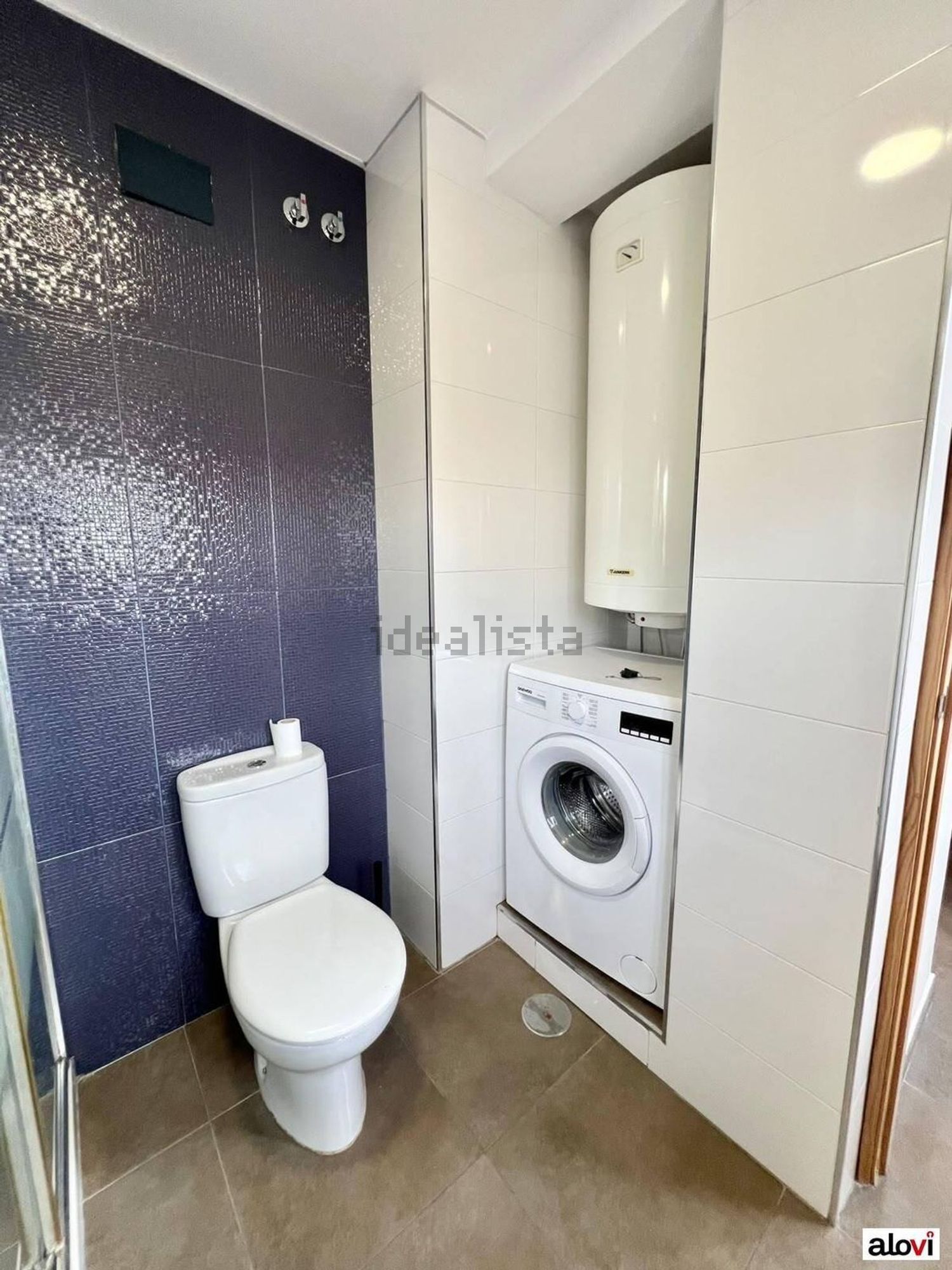 Flat 100 m² in Granada