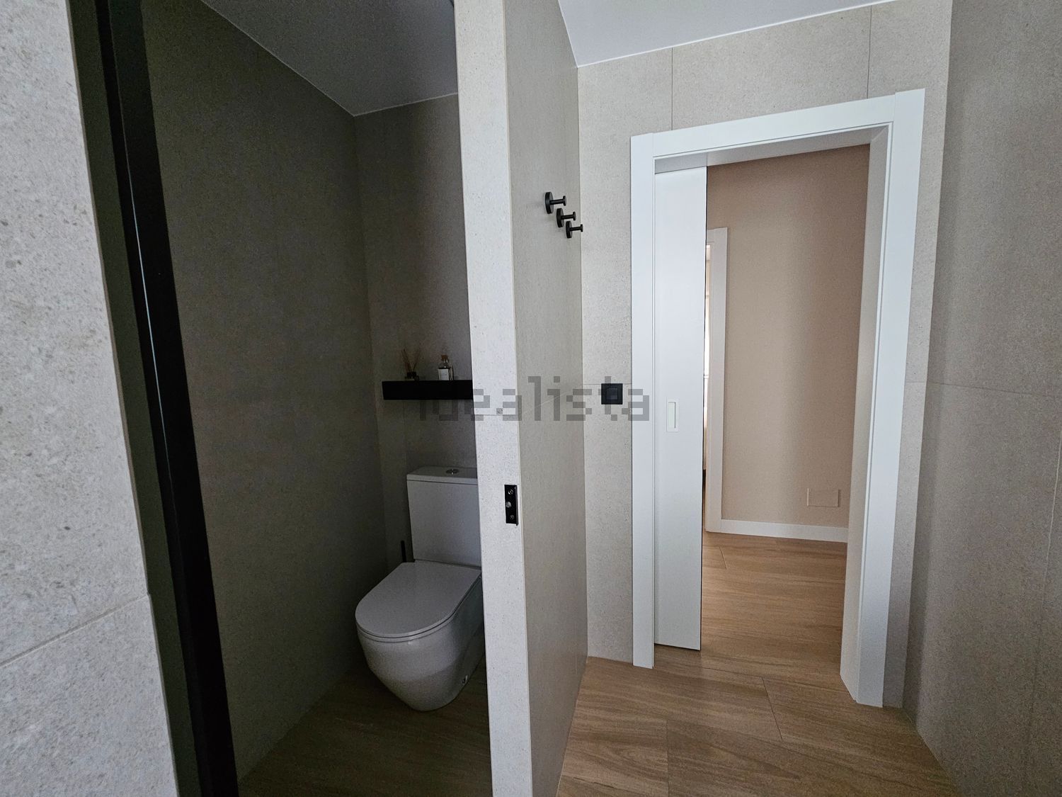 Wohnung 95 m² in Outes