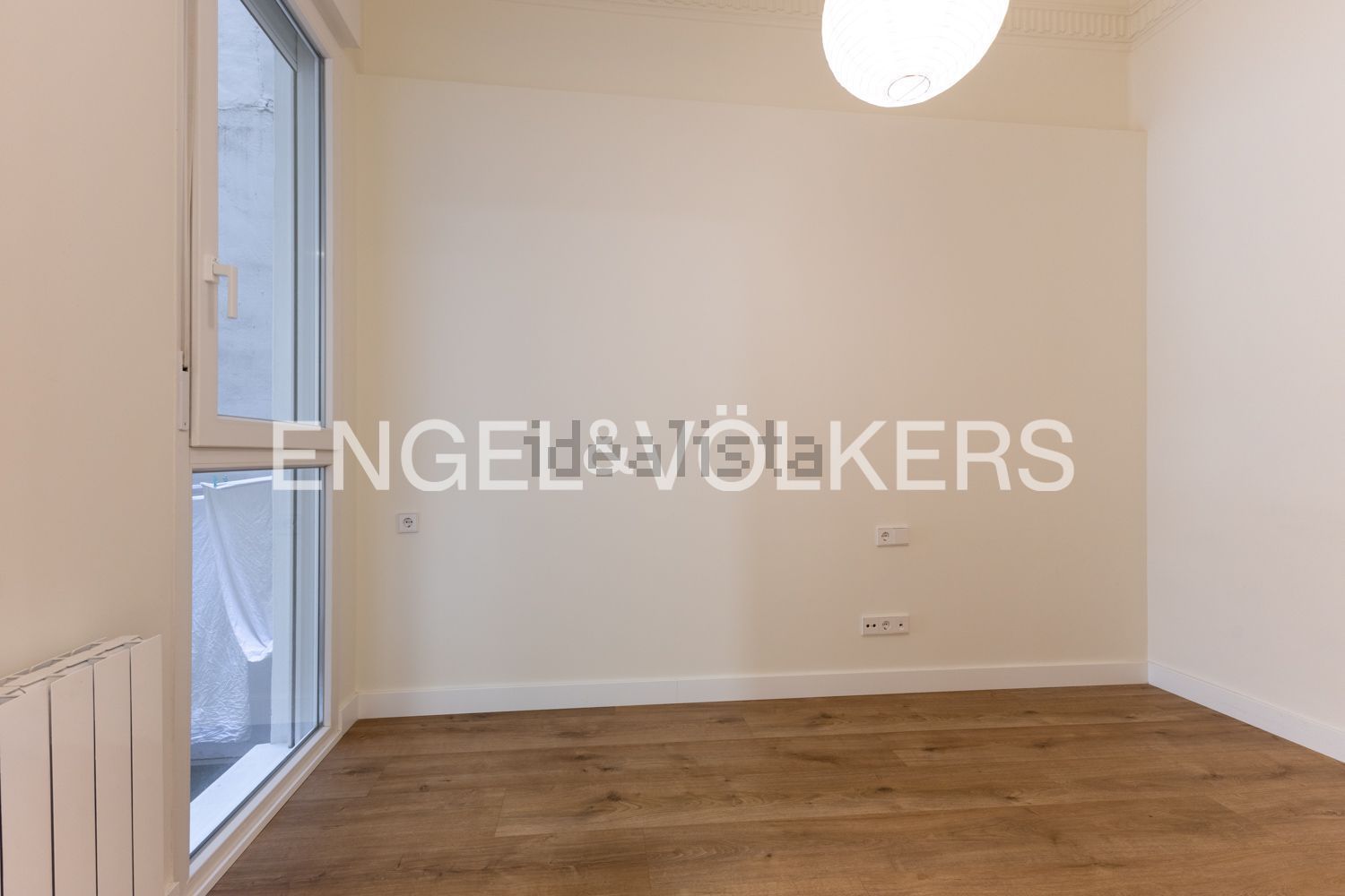Flat 180 m² in Valencia