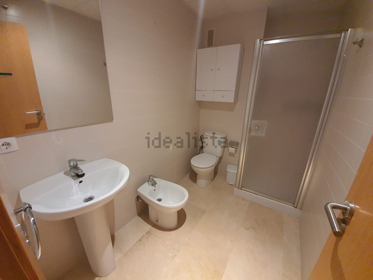 Wohnung 90 m² in Granada