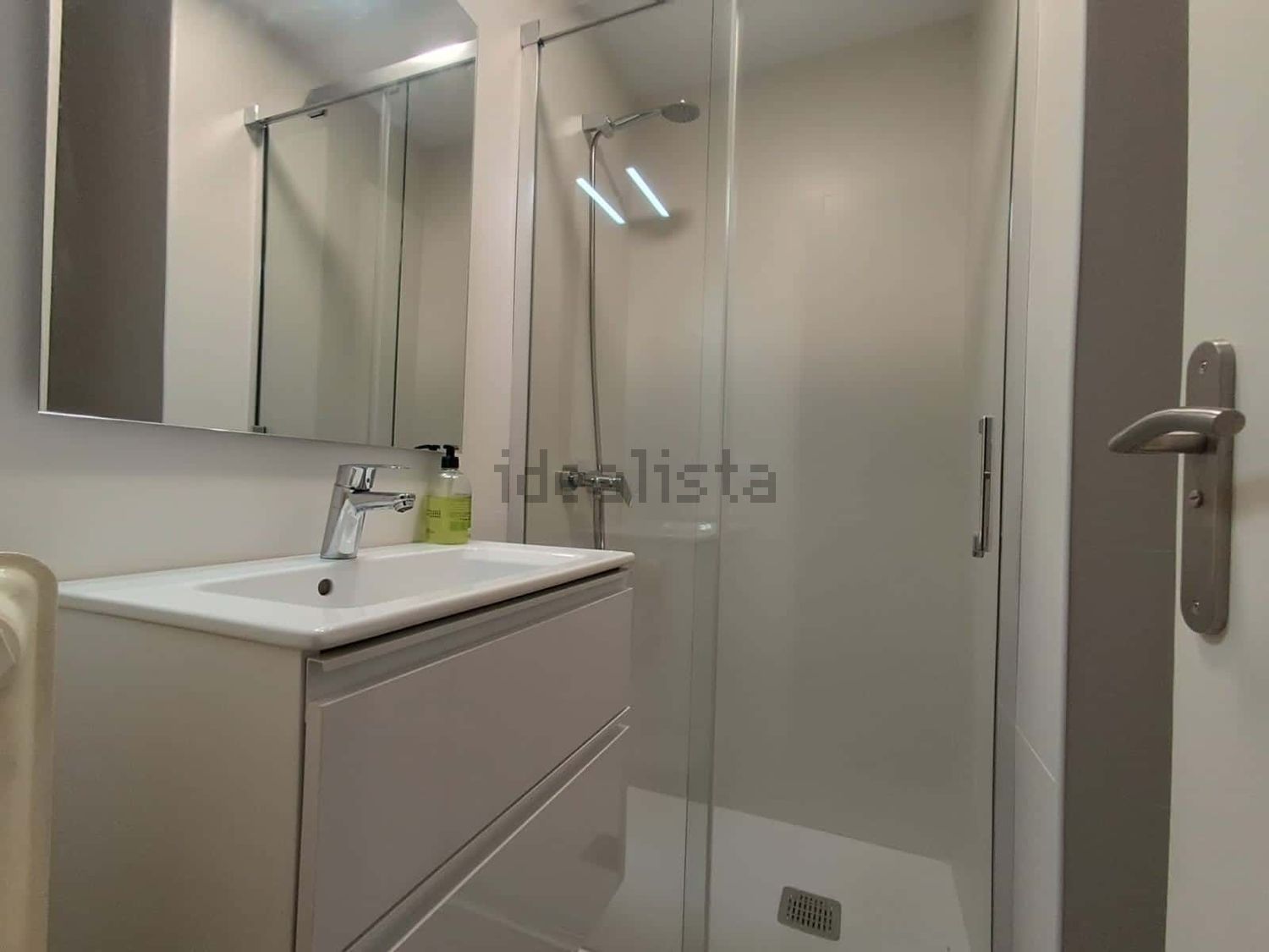 Habitación 105 m², Pamplona
