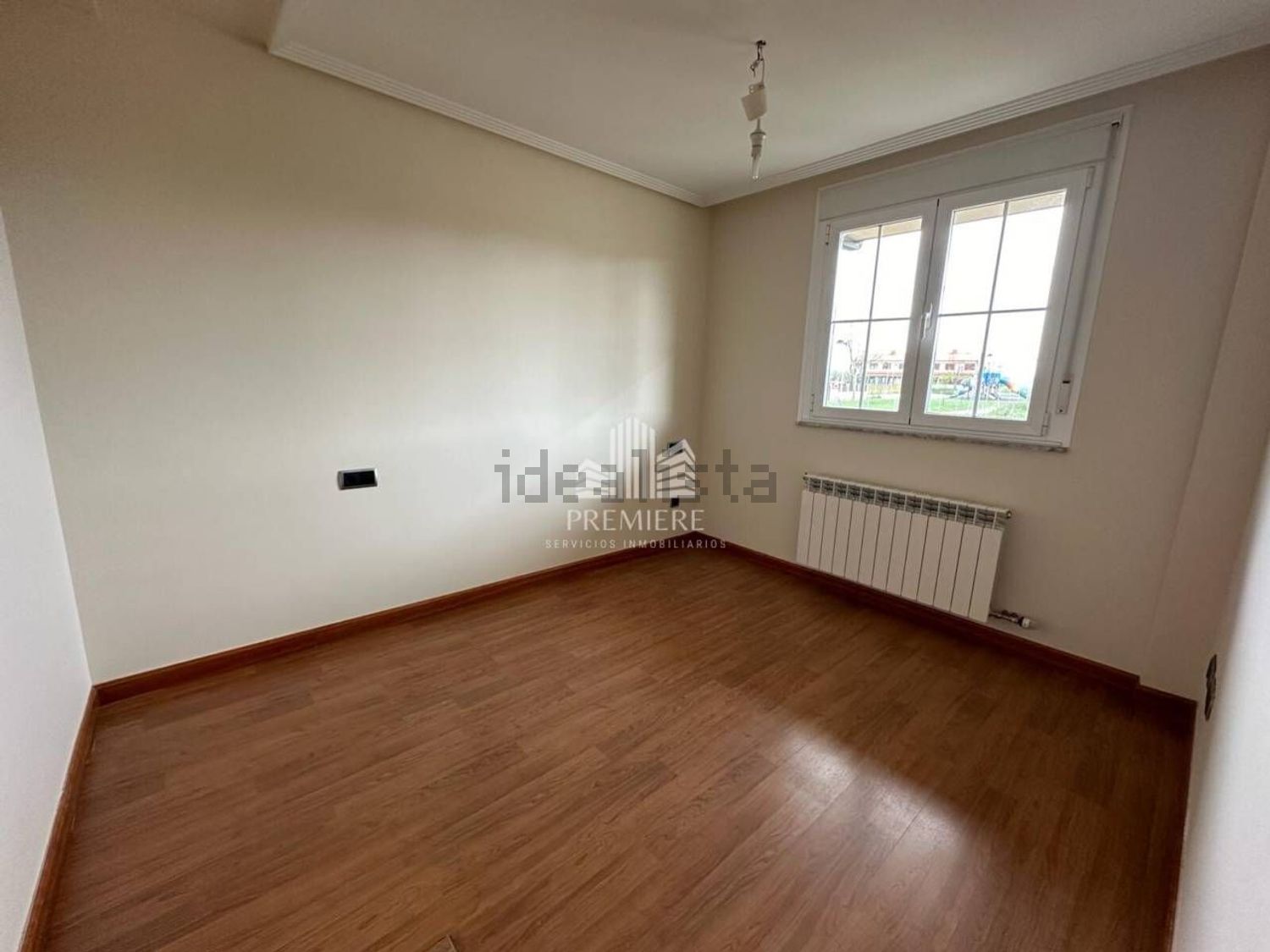 Casa 222 m² a Villares de la Reina