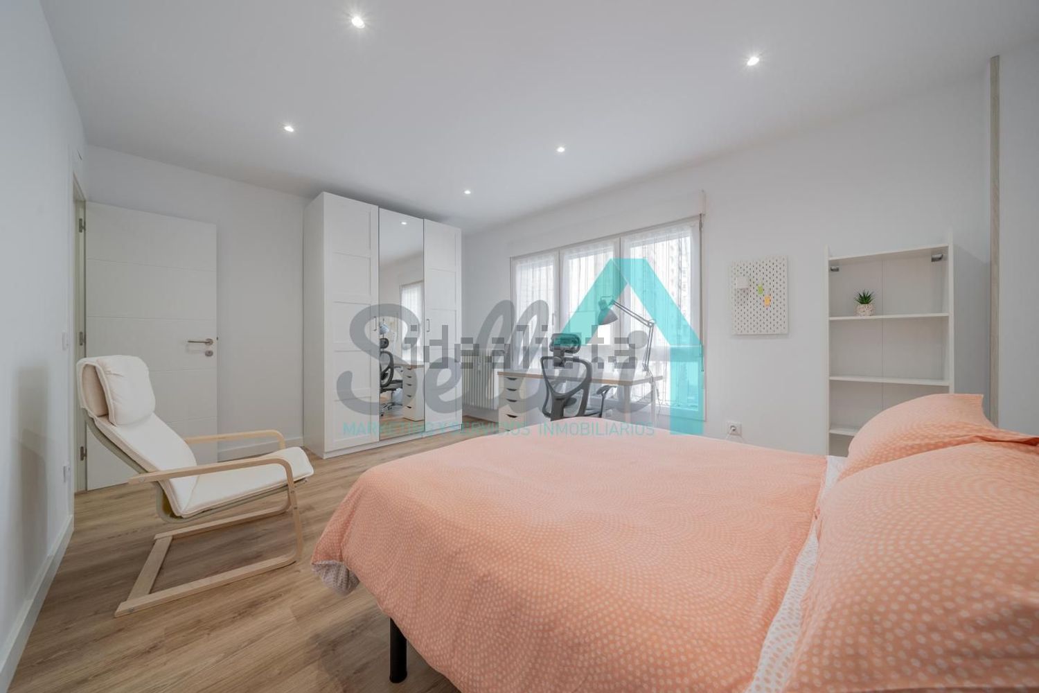 Piso de 114 m² en Oviedo