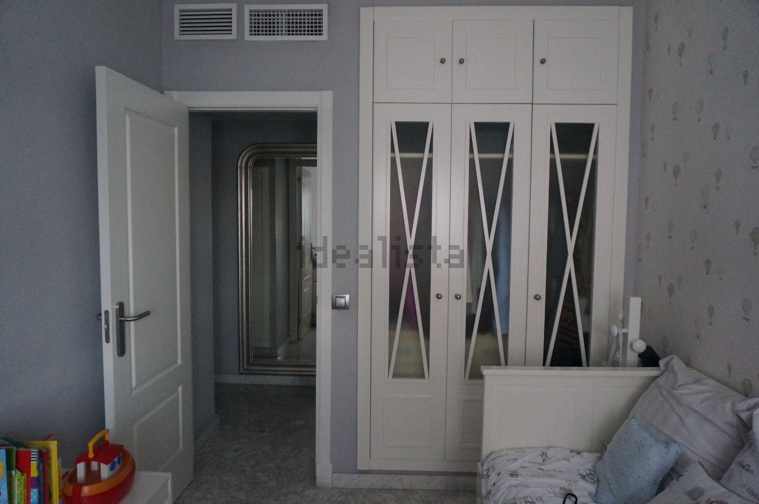 Flat 107 m² in Seville