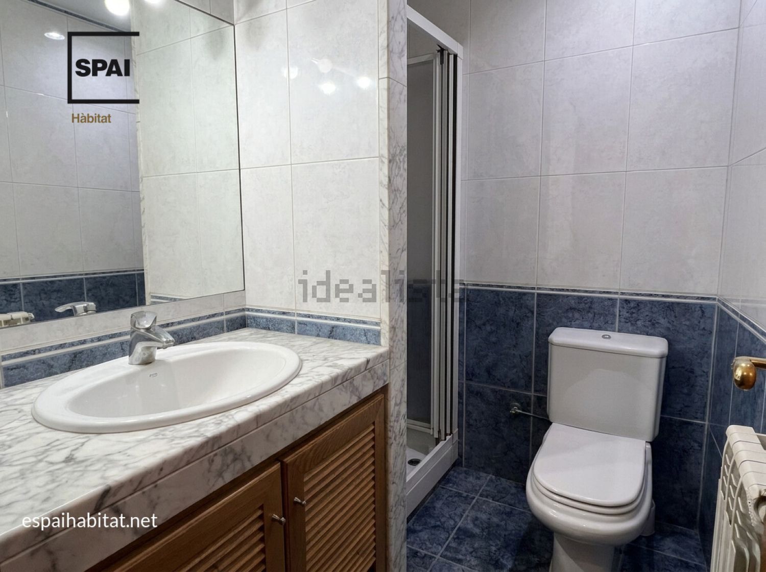 Flat 110 m² in Centelles
