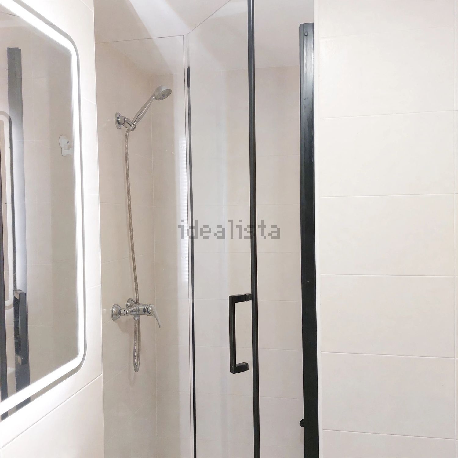 Room for rent, Tafalla