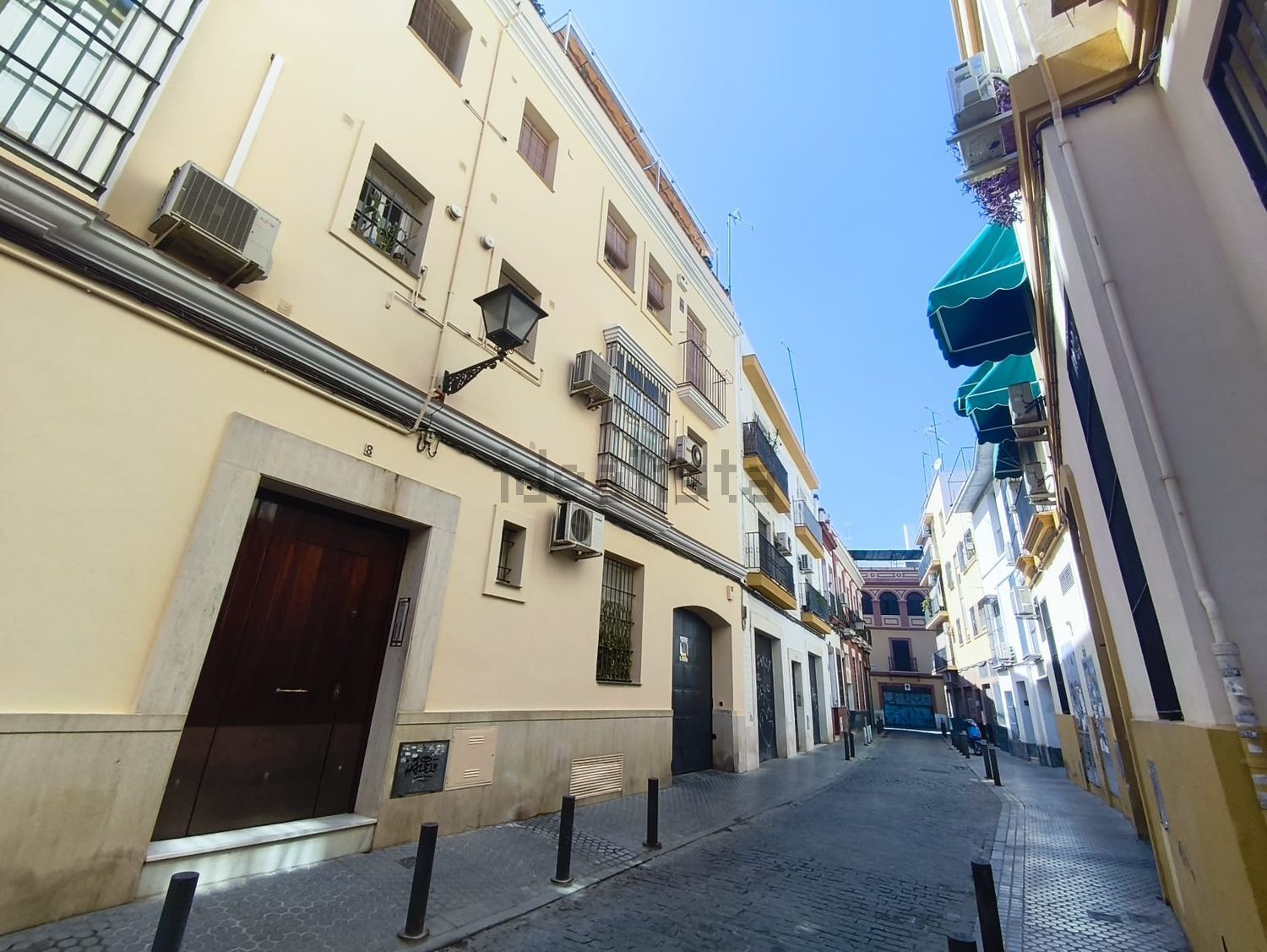 Piso de 100 m² en Sevilla