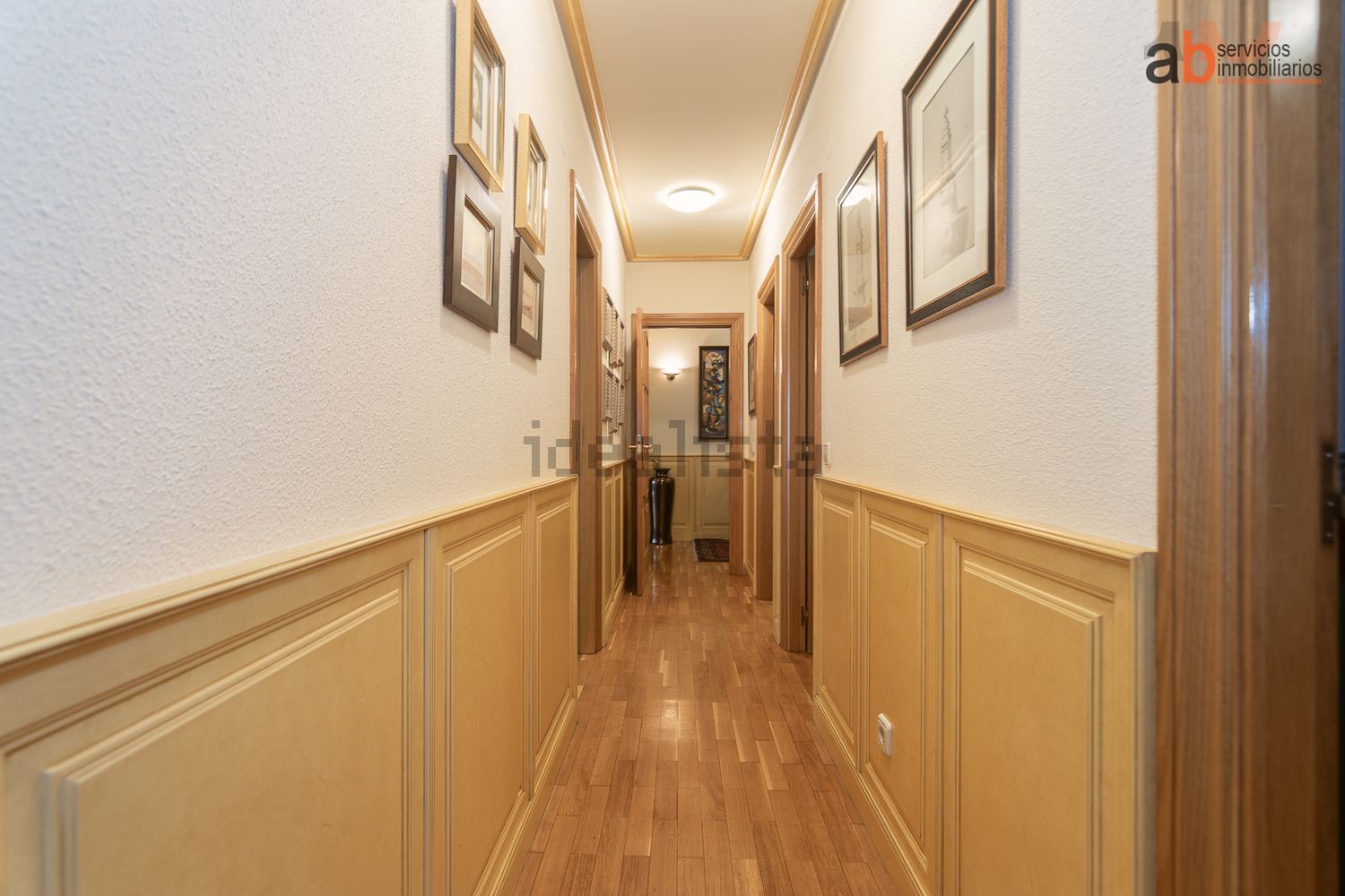 Pis de 130 m² a Pamplona