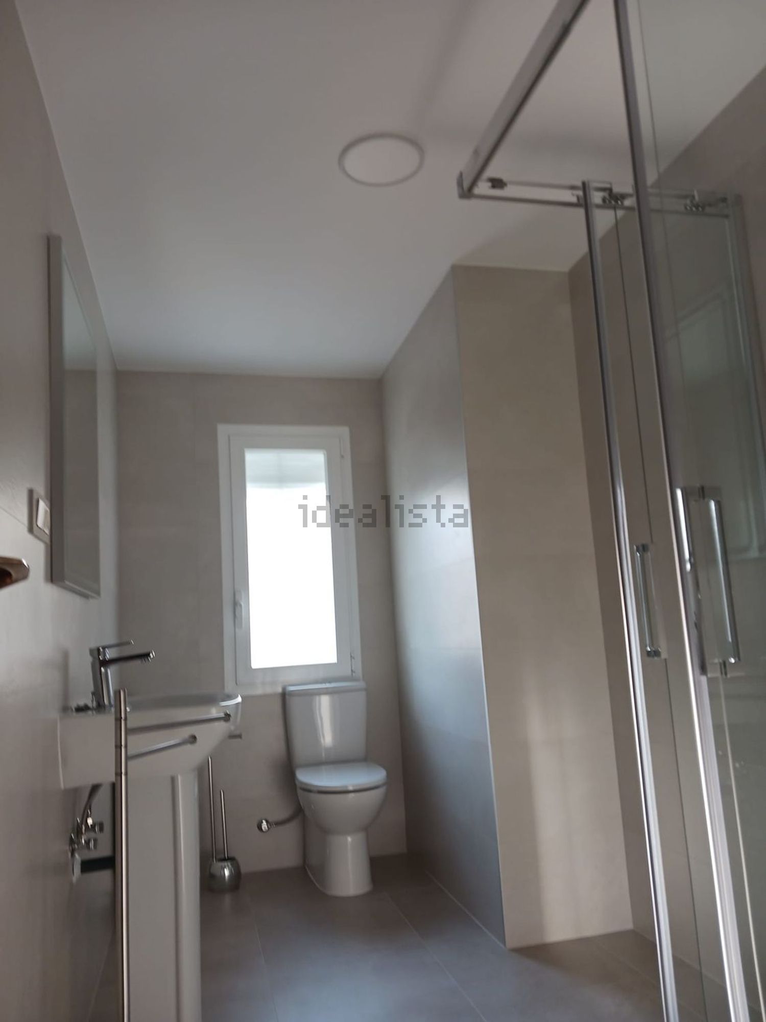 Habitació de lloguer, Osca