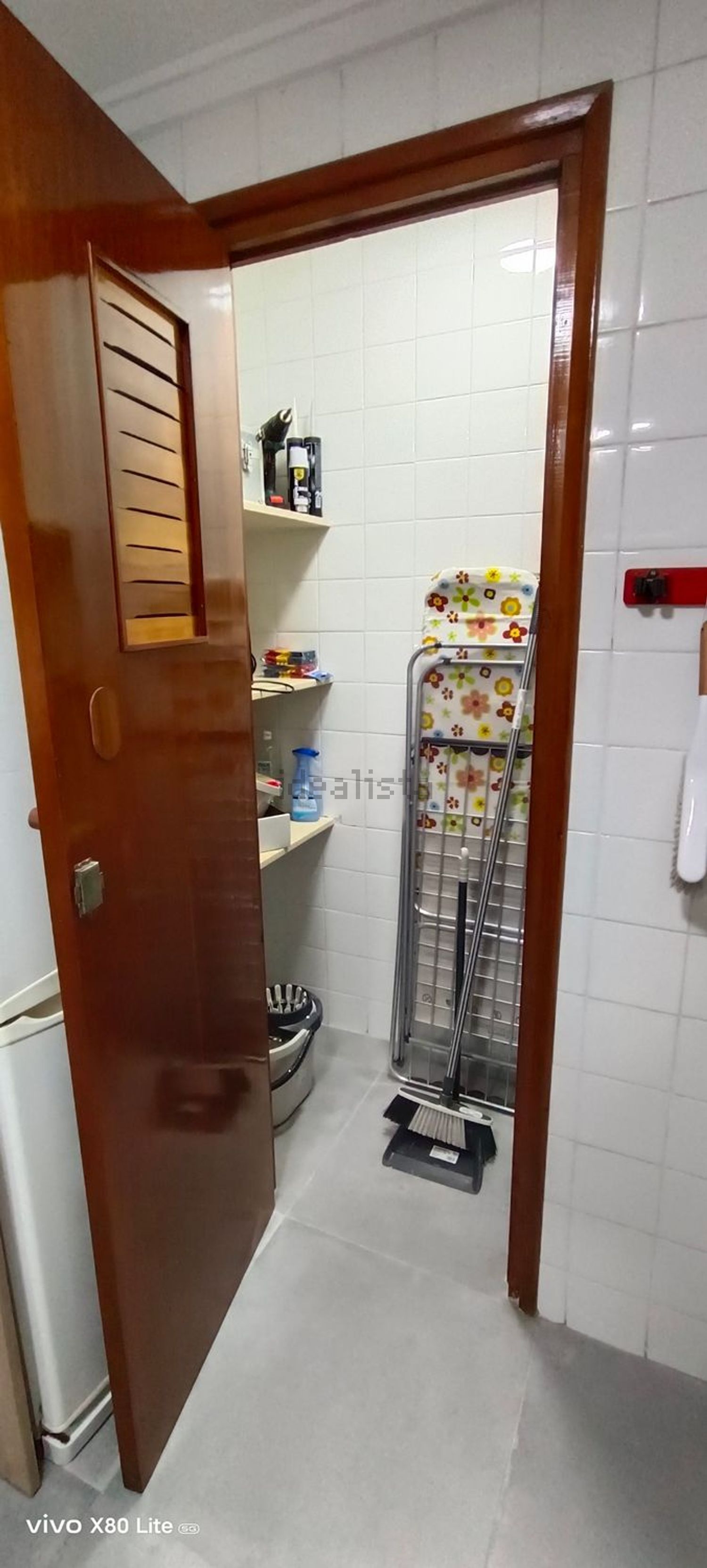 Habitació de lloguer, Burjassot