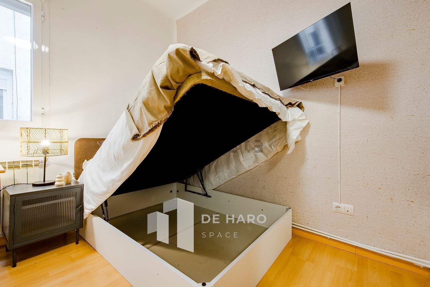 Room for rent, Madrid