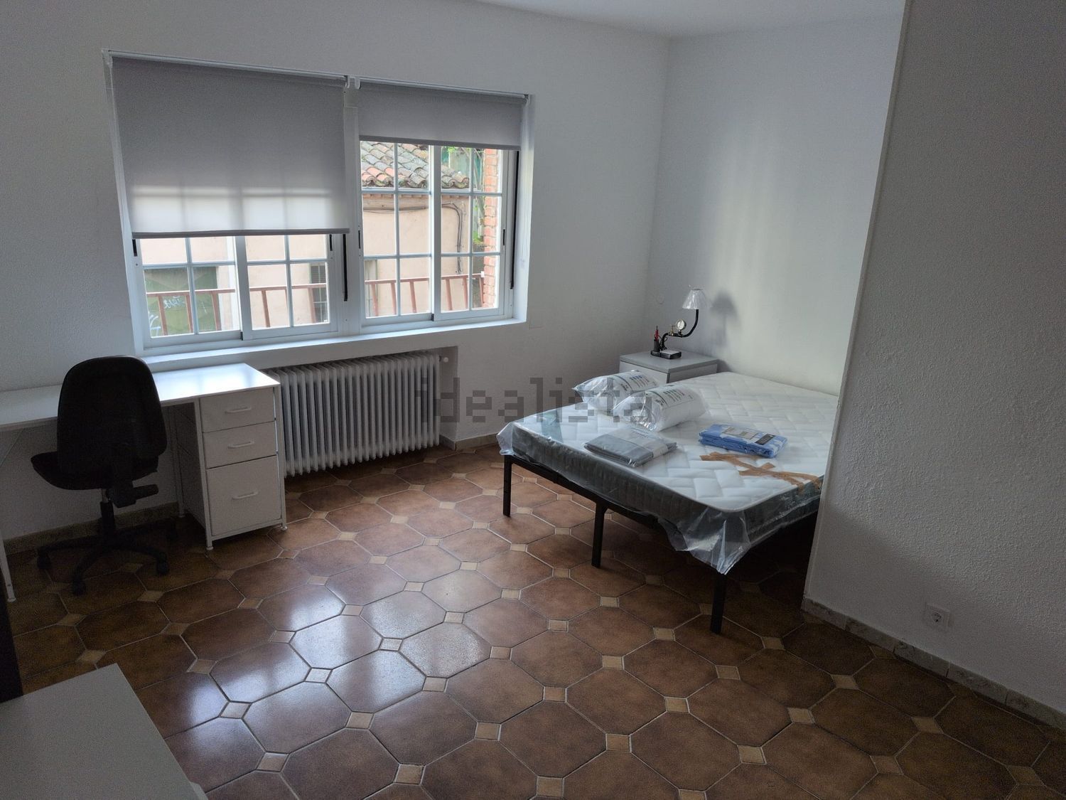 Habitació de lloguer, Àvila