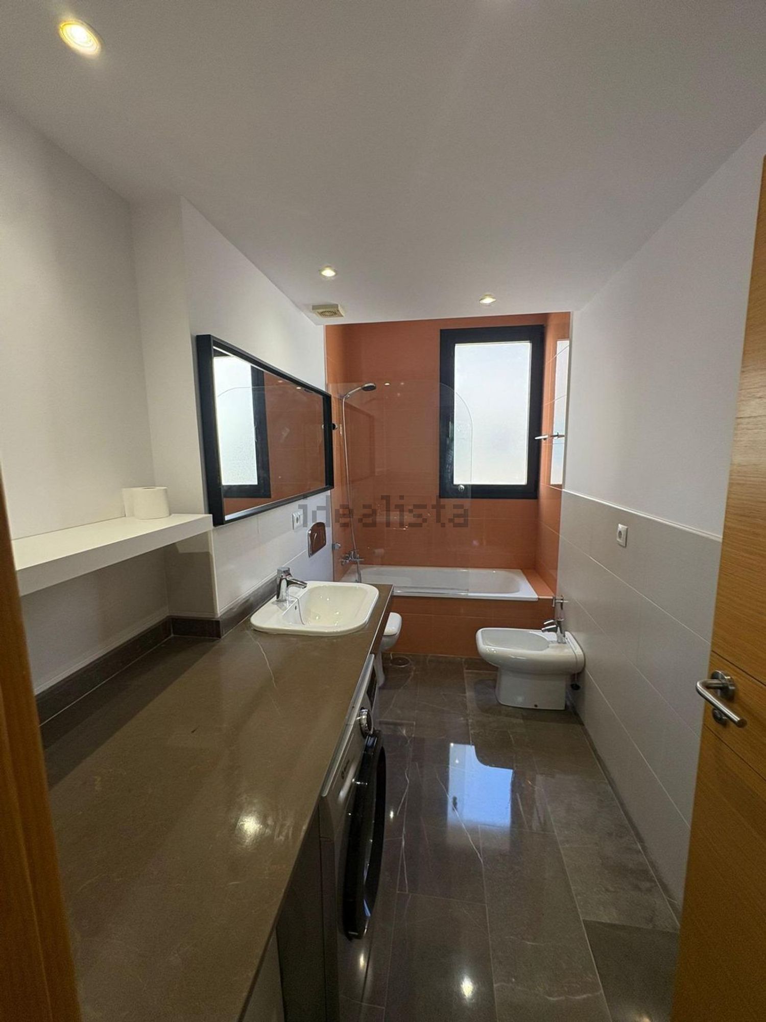 Flat 89 m² in Seville