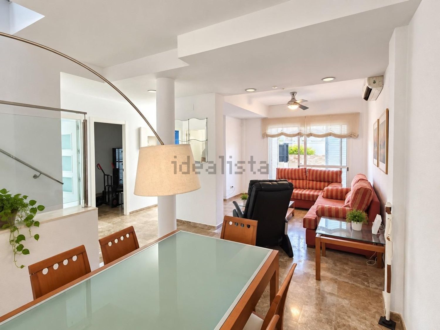 Casa de 131 m² en Bormujos