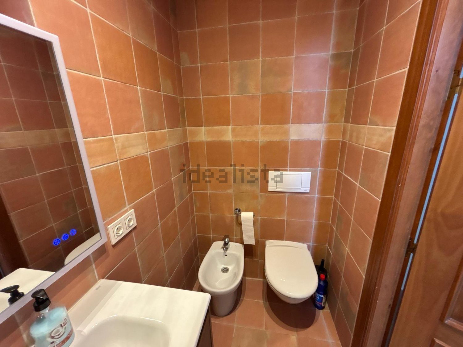 Haus 400 m² in Estepona