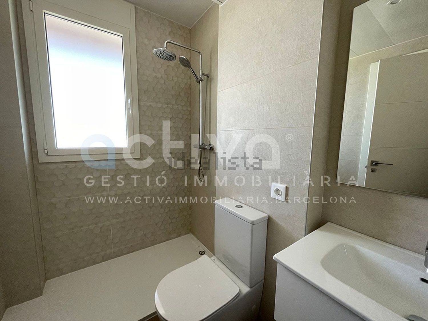 Pis de 80 m² a Sant Feliu de Llobregat
