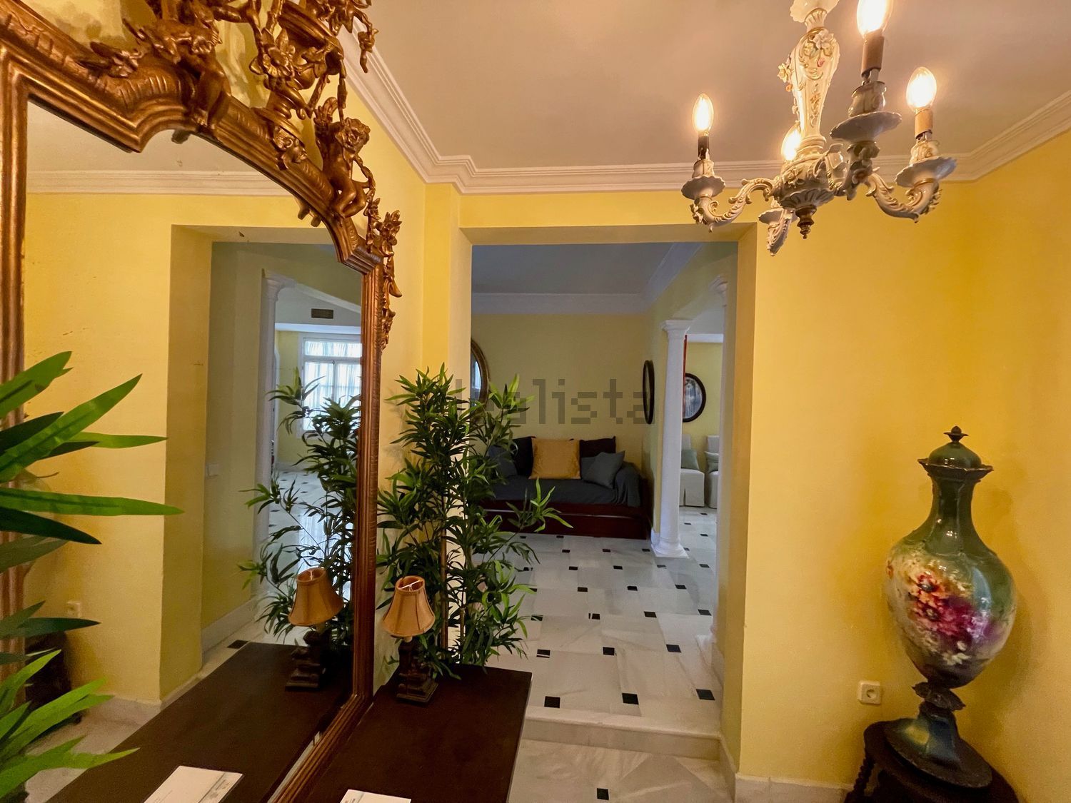 Piso de 160 m² en Sevilla