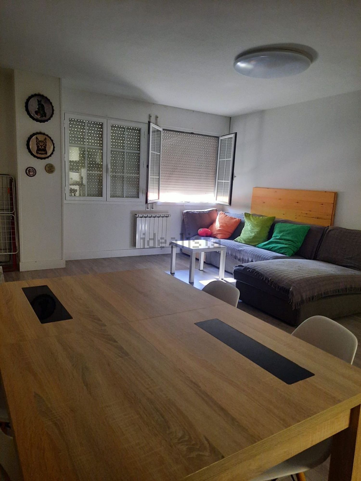 Habitació de lloguer, Osca
