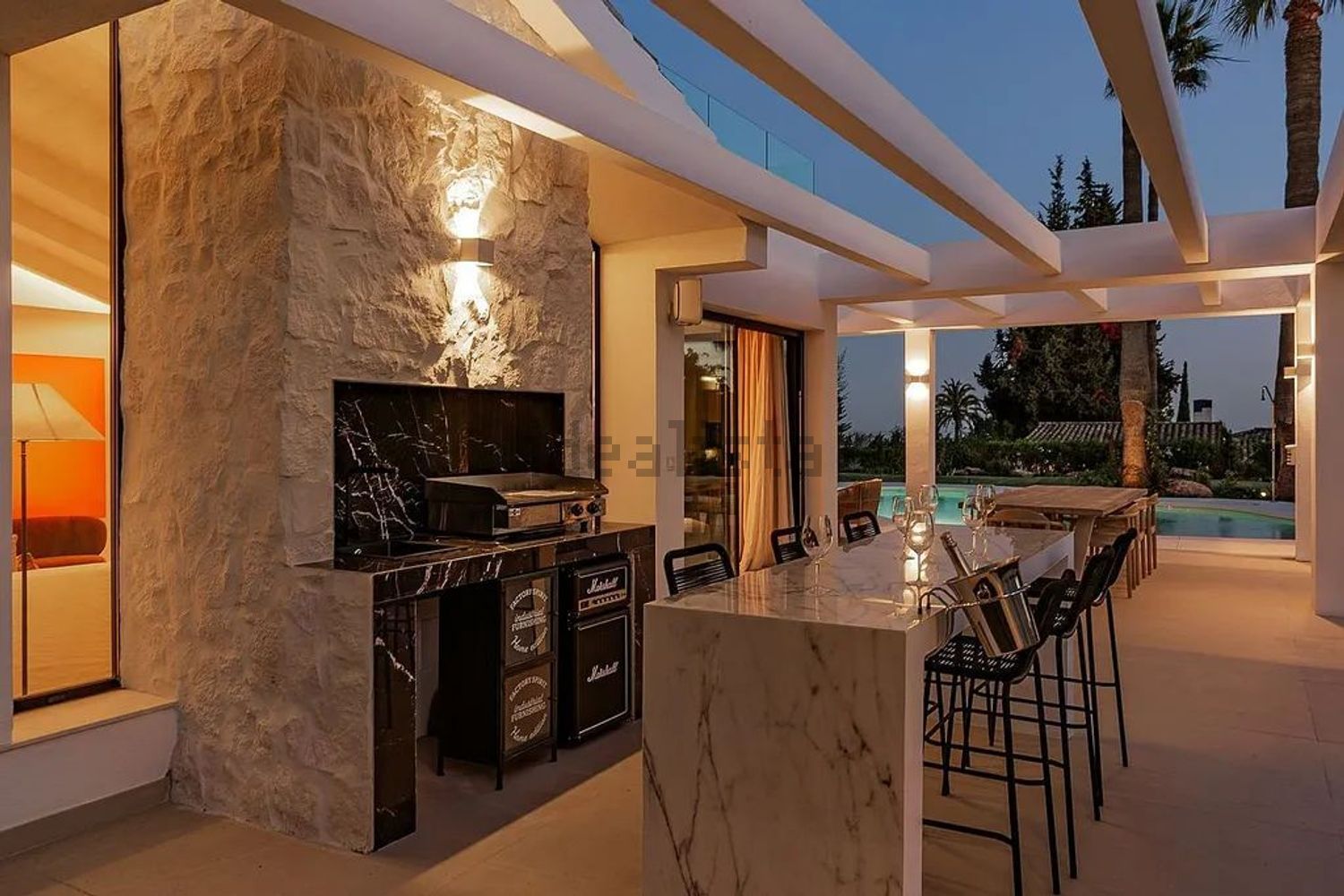 Haus 400 m² in Marbella