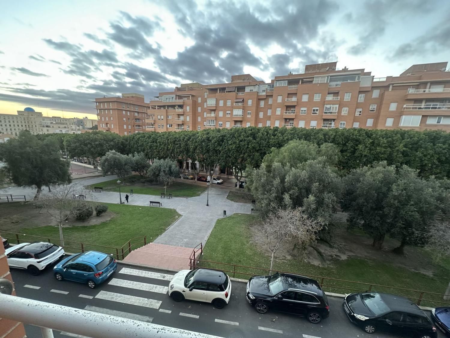 Pis de 100 m² a Almeria