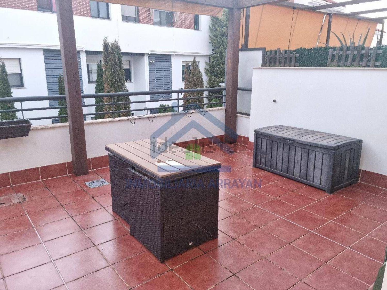 Wohnung 80 m² in Albolote