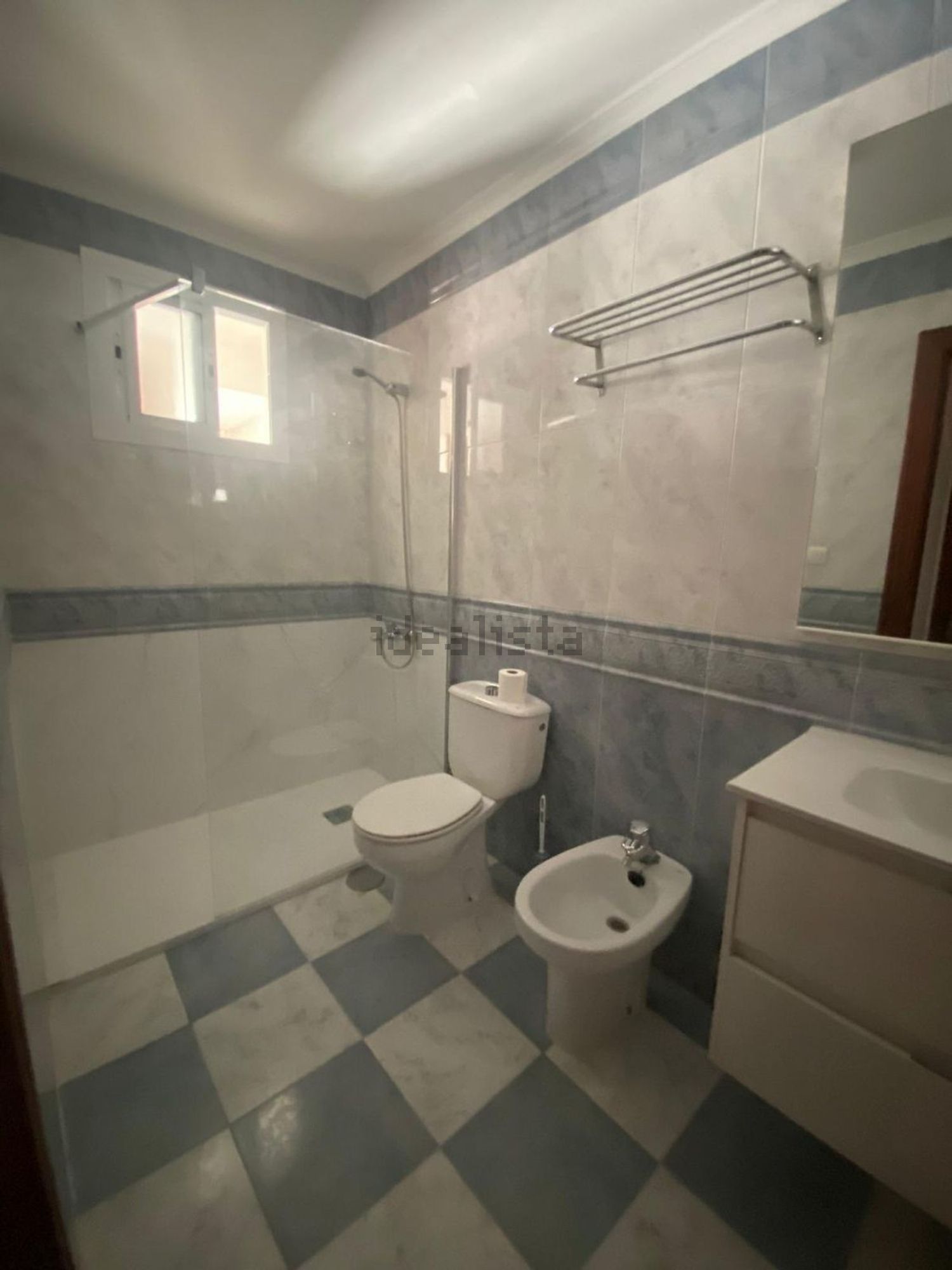 Piso de 120 m² en Granada