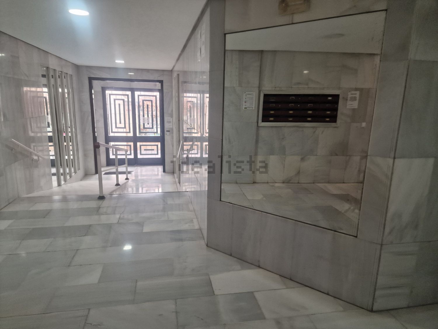 Piso de 65 m² en Sevilla