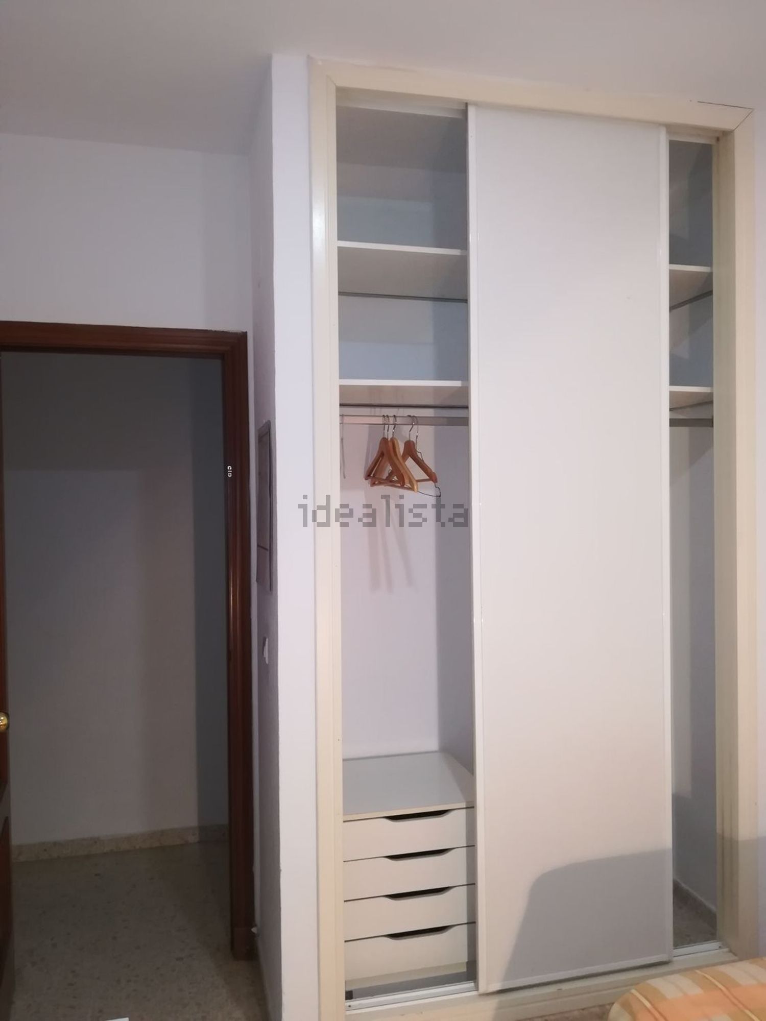 Habitació de lloguer, Dos Hermanas