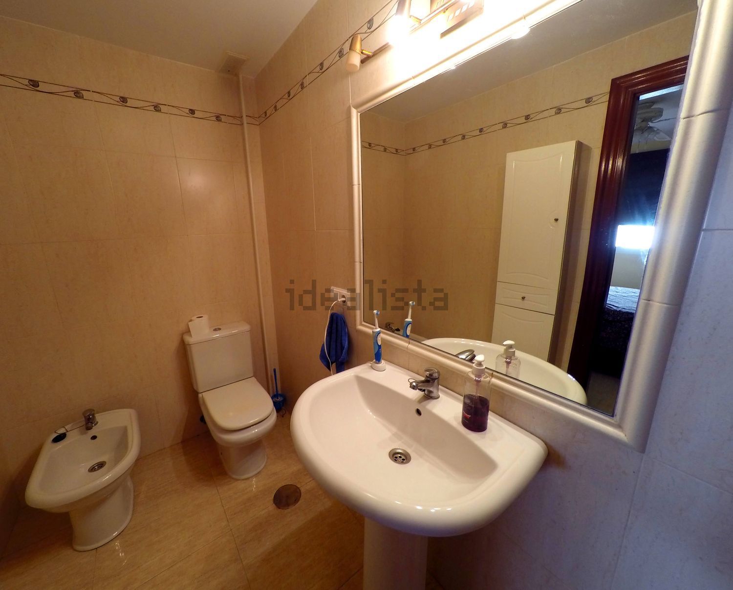 Piso de 76 m² en Adra