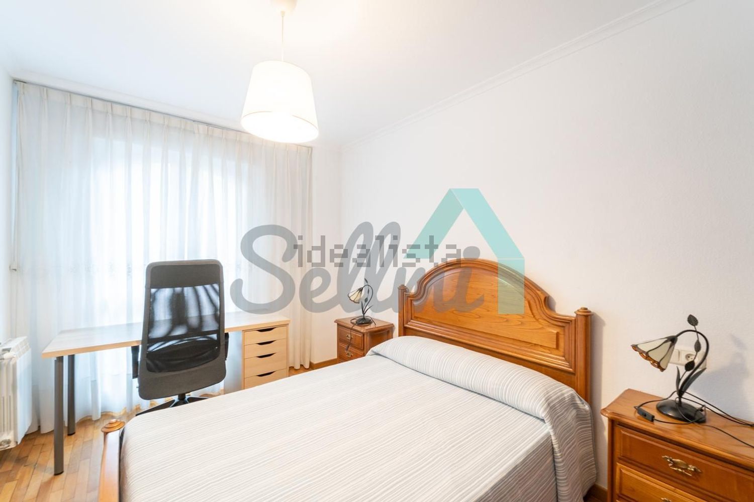 Pis de 75 m² a Oviedo
