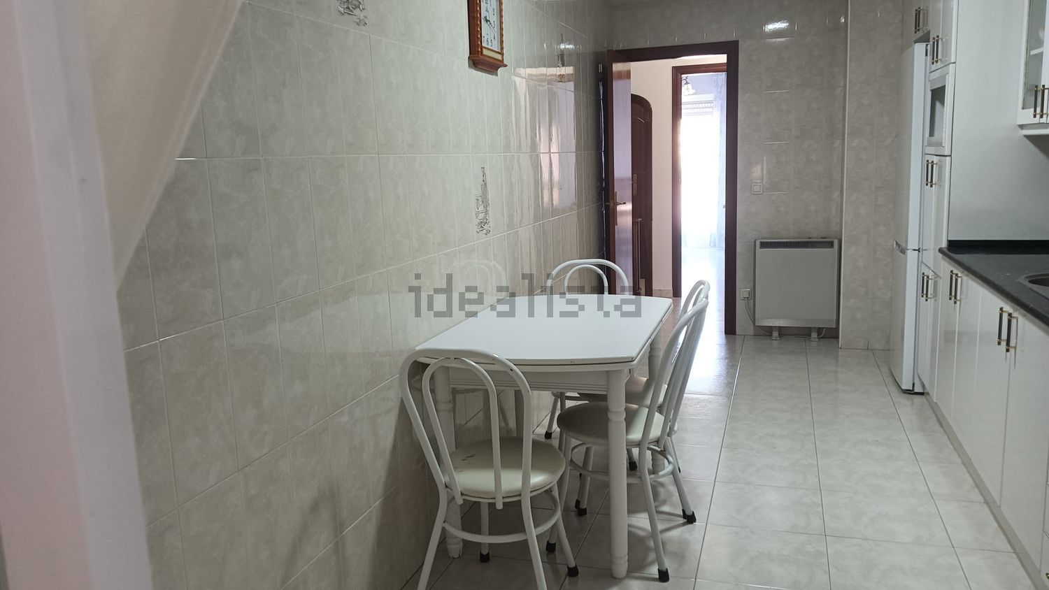 Piso de 100 m² en Baños de Montemayor