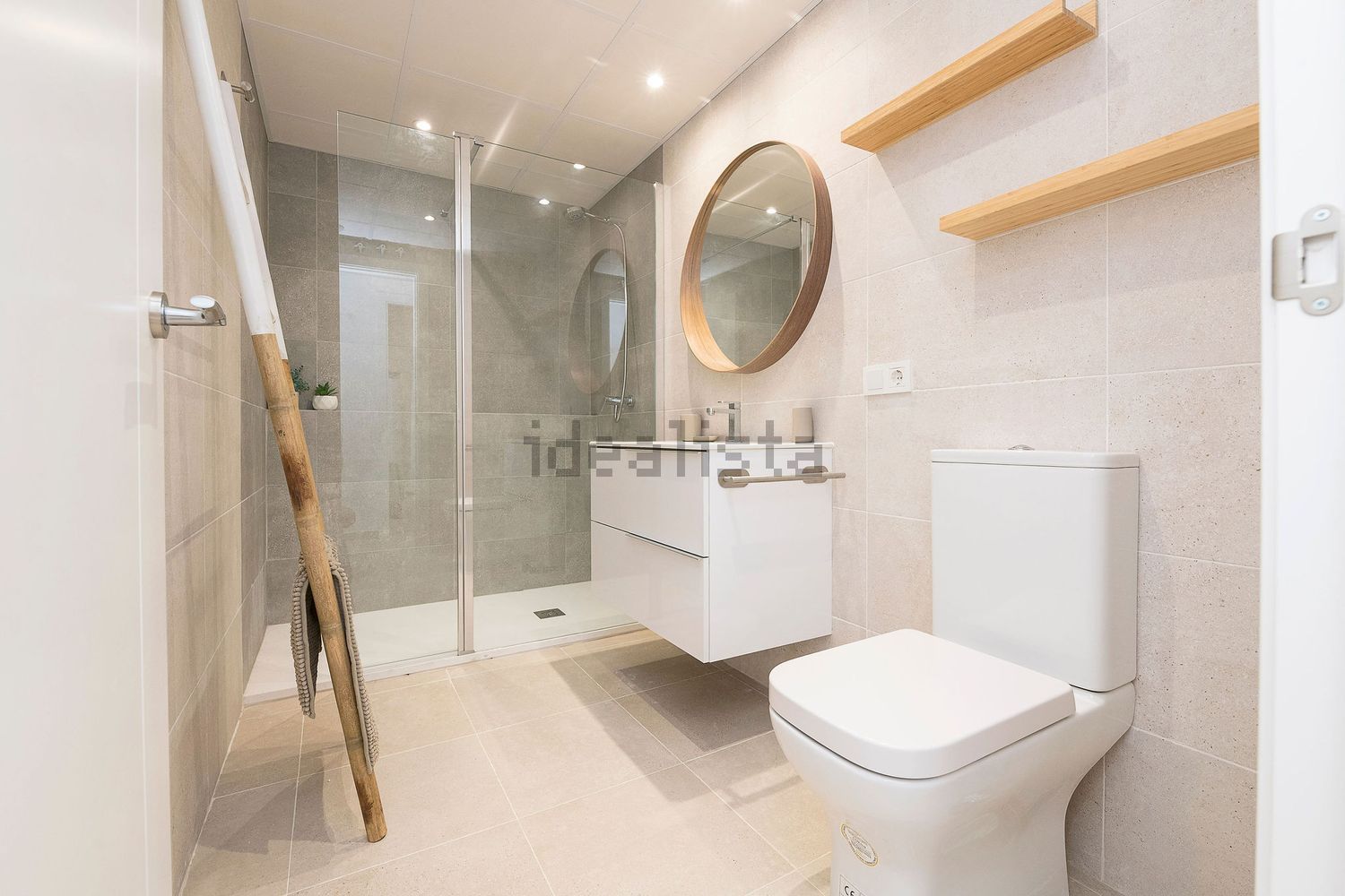 Flat 101 m² in Cádiz