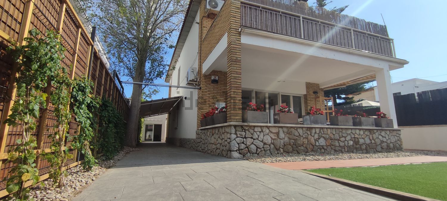 Casa de 235 m² a Castelldefels