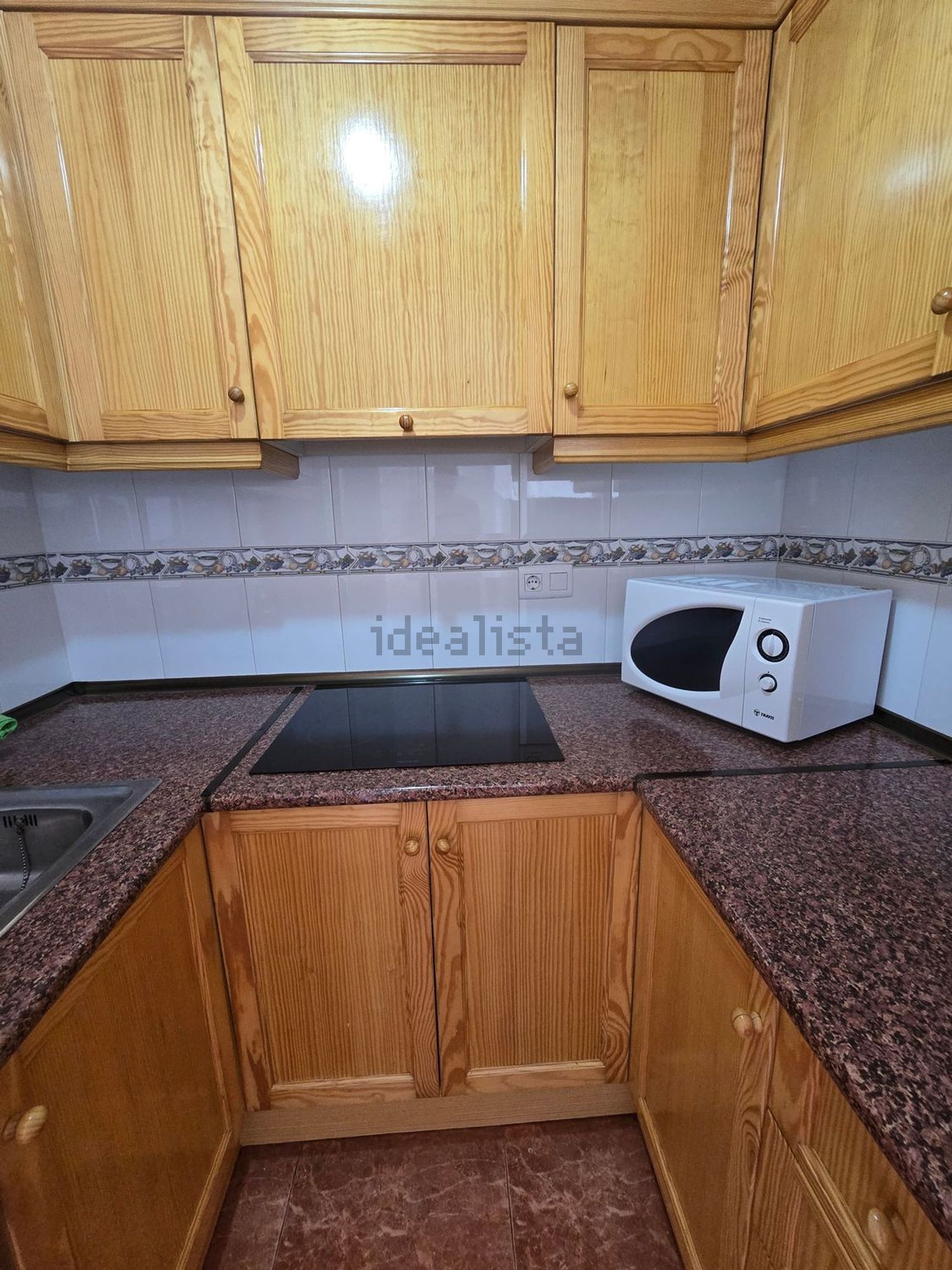 Habitació de lloguer, Torrevella