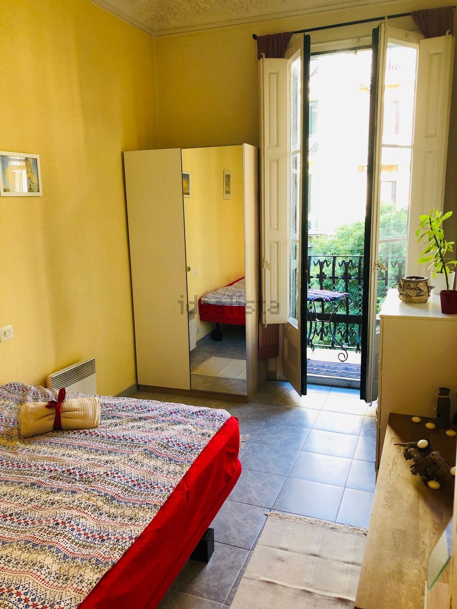 Room for rent, Barcelona