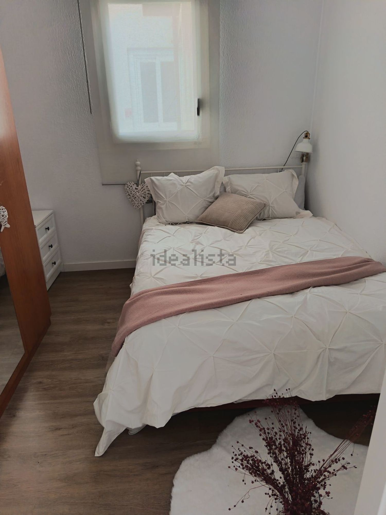 Room for rent, Mataró