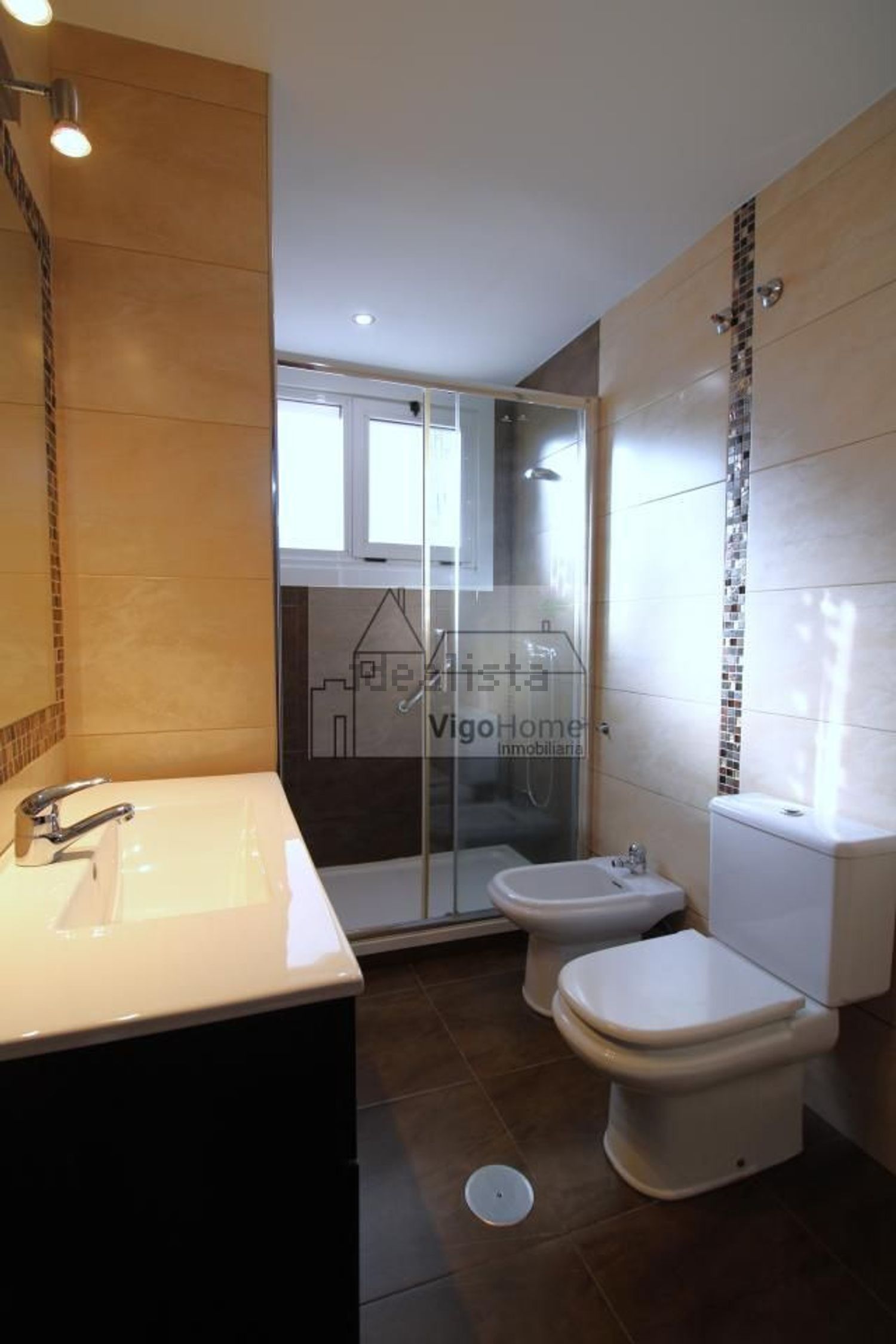 Piso de 90 m² en Vigo