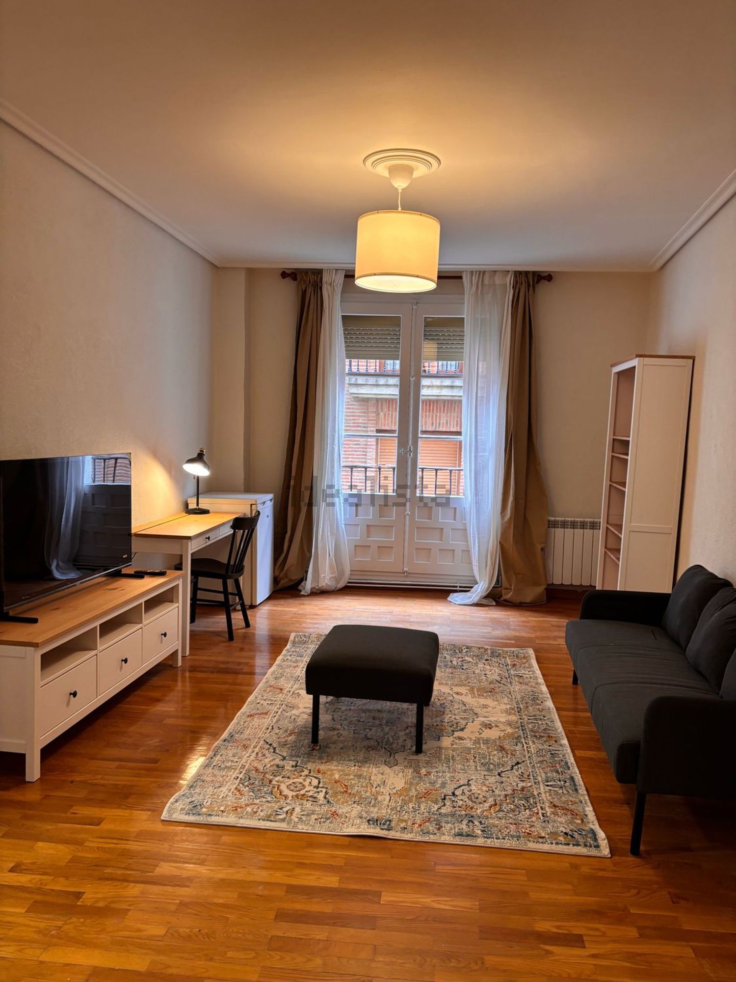Habitació de lloguer, Viana