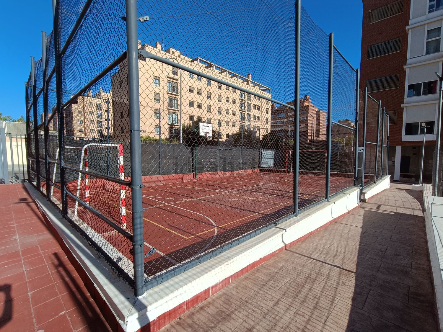 Flat 100 m² in Madrid