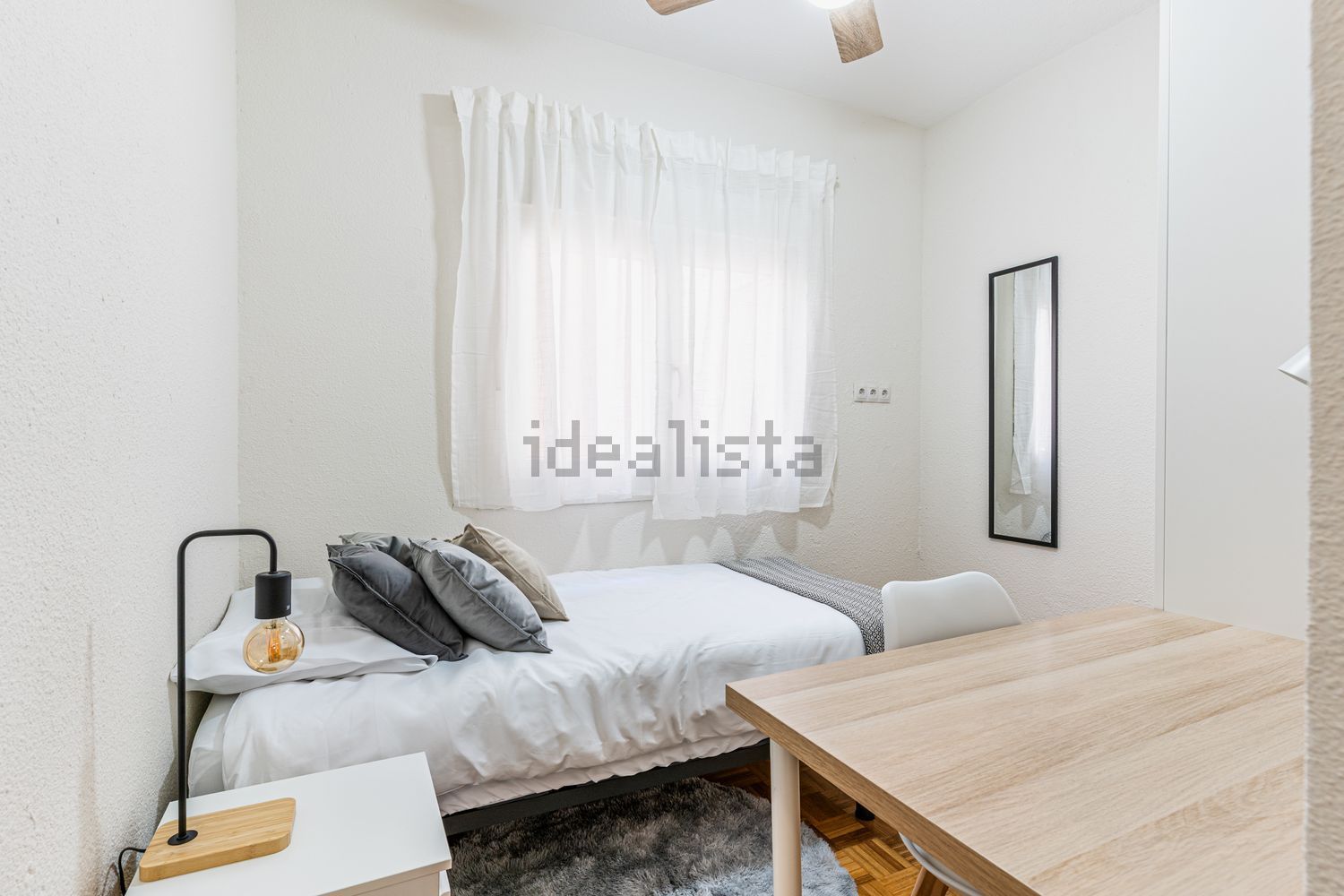Room for rent, Madrid