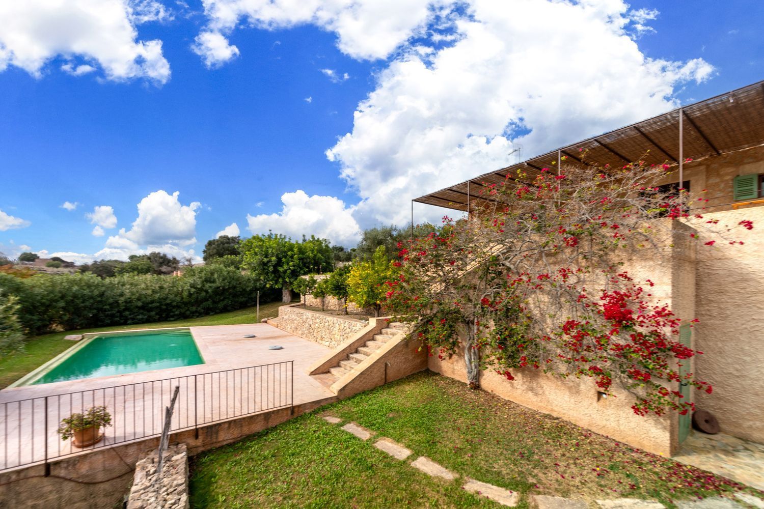 Casa de 200 m² en San Lorenzo del Cardessar