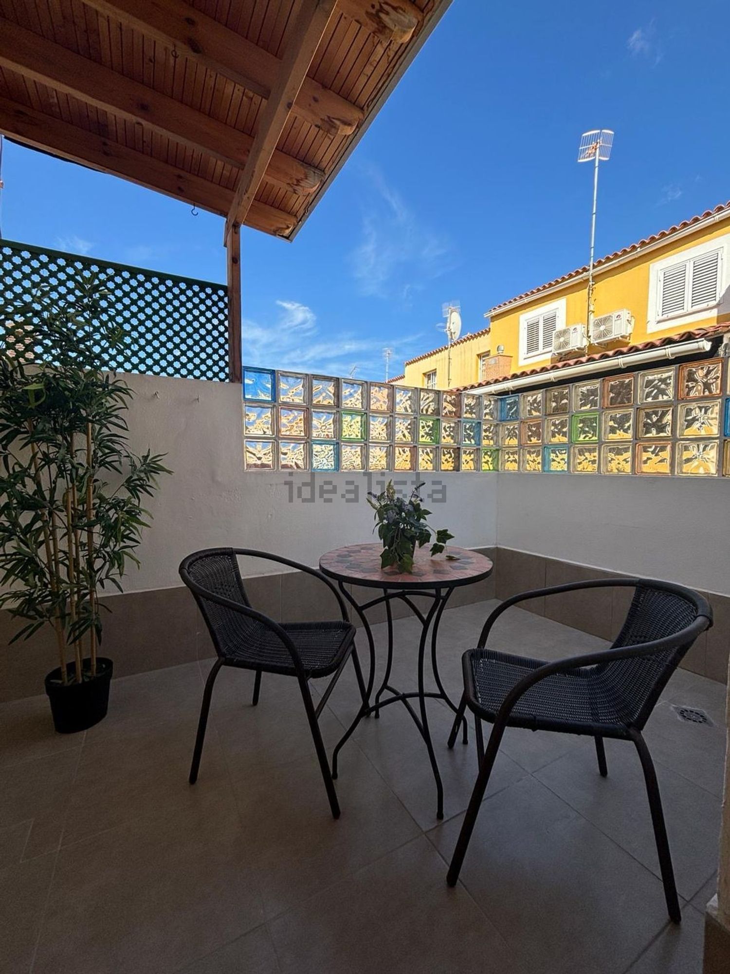 Habitació de lloguer, Arona