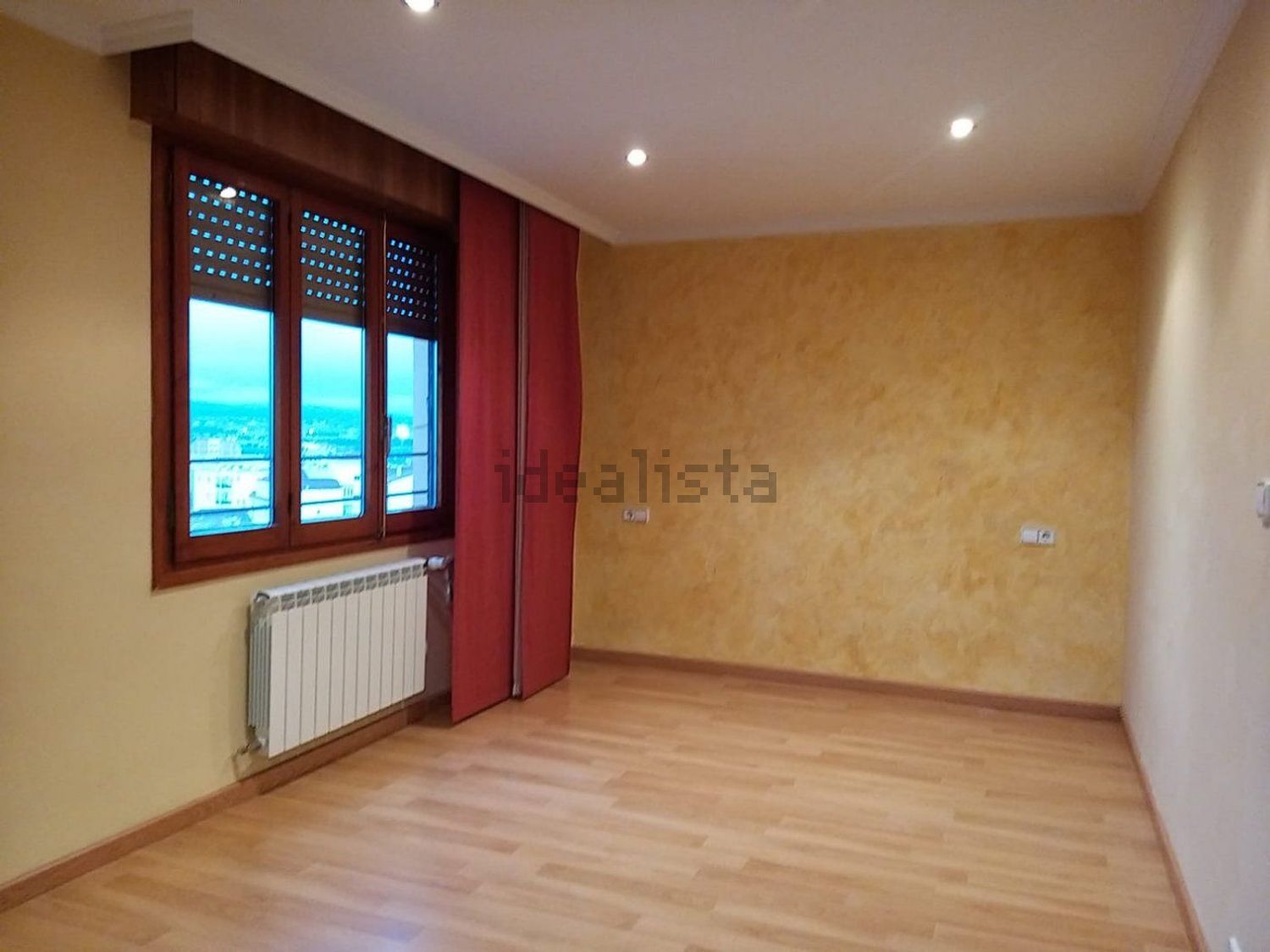 Pis de 130 m² a Almansa