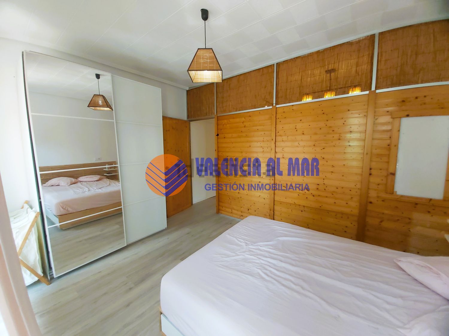Pis de 65 m² a València