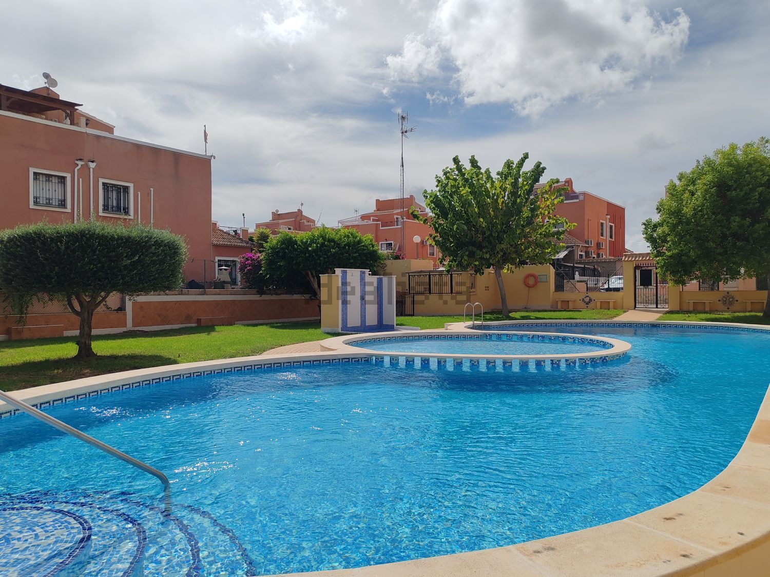 Casa de 95 m² a Los Montesinos