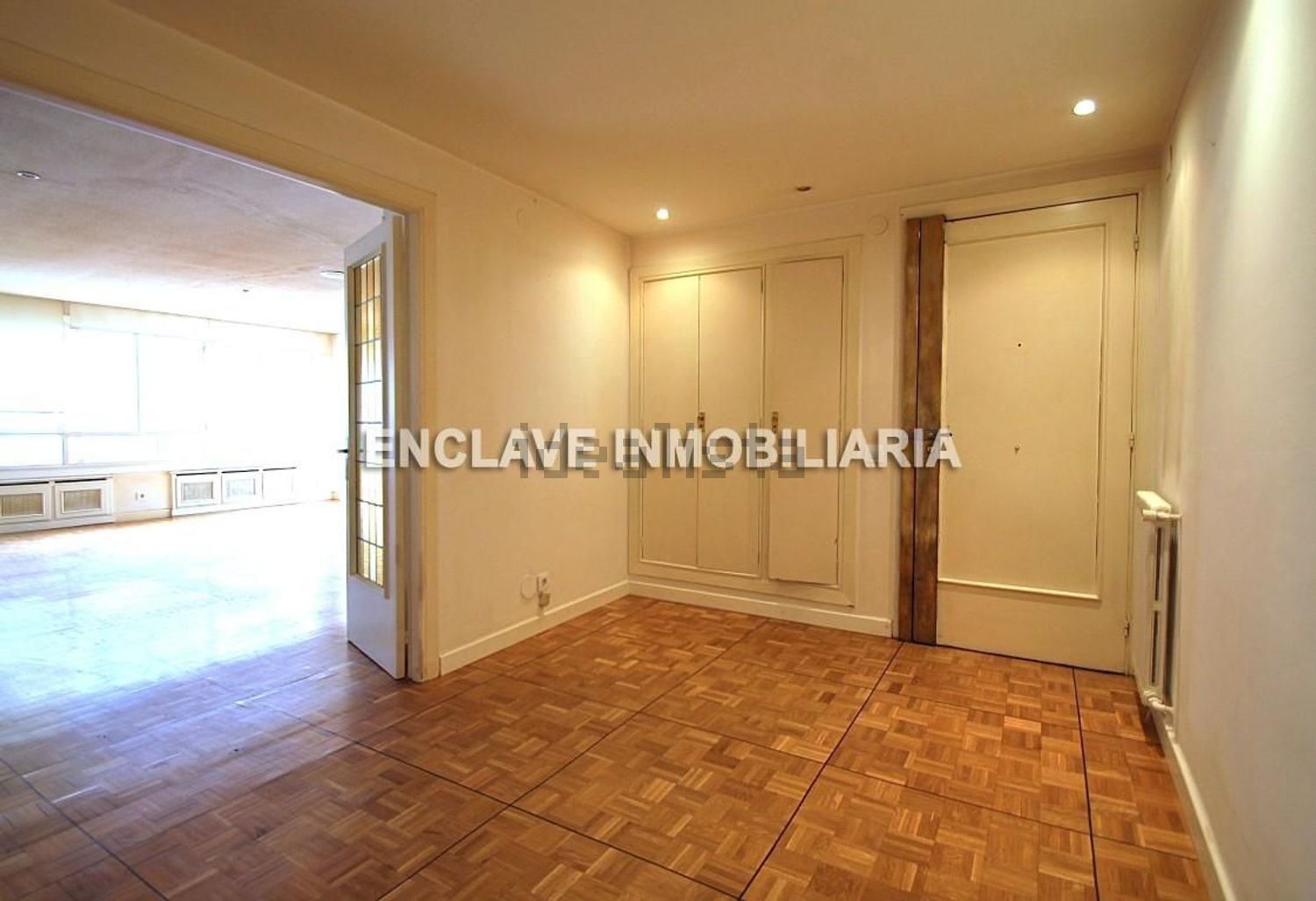 Pis de 230 m² a Oviedo